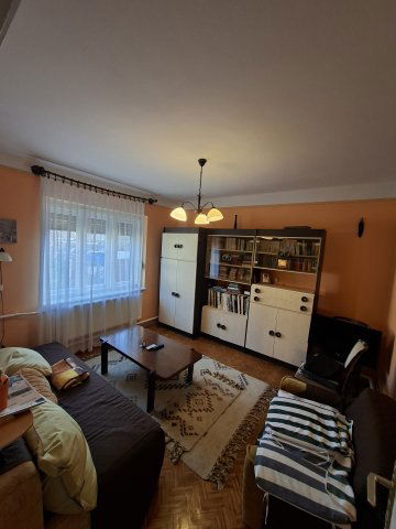 Eladó családi ház, Jászberényben 54.9 M Ft, 3 szobás