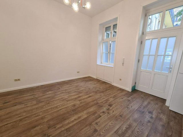 Eladó téglalakás, Budapesten, VI. kerületben, Rózsa utcában