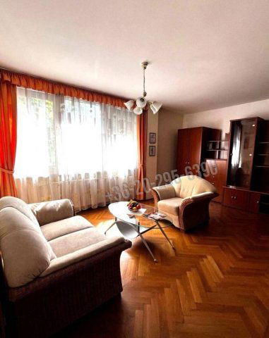 Eladó téglalakás, Dunaújvárosban, Nagy Imre utcában 44.9 M Ft