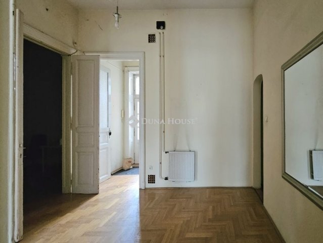 Eladó téglalakás, Budapesten, VIII. kerületben 169.99 M Ft