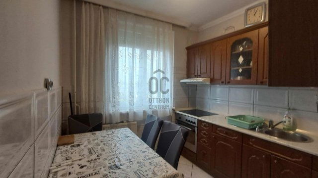 Eladó panellakás, Debrecenben 58.9 M Ft, 2 szobás