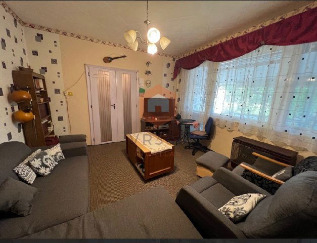 Eladó sorház, Véménden 21.9 M Ft, 4 szobás