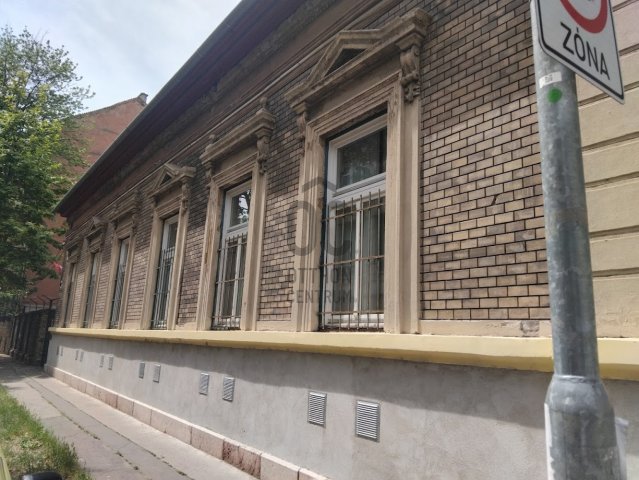 Eladó téglalakás, Budapesten, X. kerületben 89.7 M Ft, 4 szobás