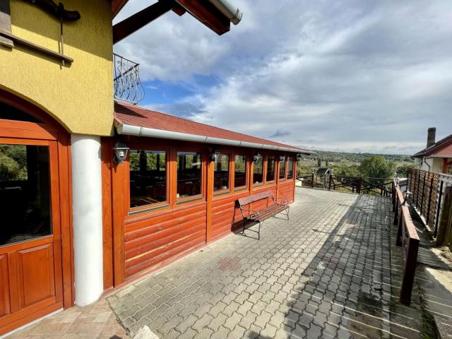 Eladó üzlethelyiség, Hévízen 140 M Ft / költözzbe.hu