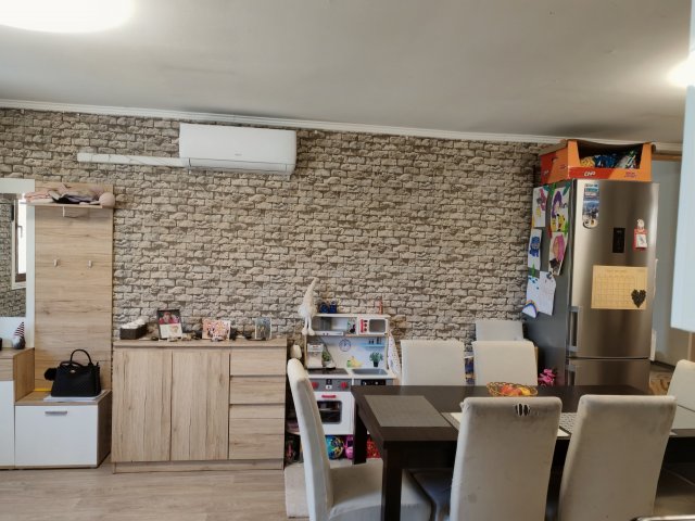 Eladó családi ház, Győrött 39.9 M Ft, 2 szobás