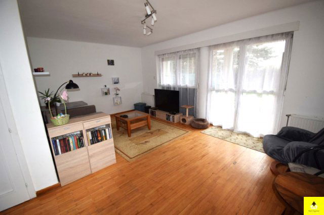 Eladó téglalakás, Kőszegen 74.9 M Ft, 7 szobás
