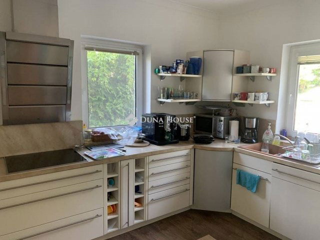 Eladó ikerház, Budaörsön 155 M Ft, 5 szobás