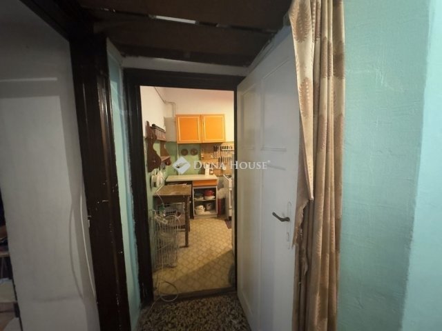 Eladó téglalakás, Budapesten, XIII. kerületben 44.2 M Ft