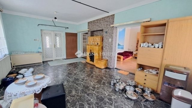 Eladó családi ház, Gyömrőn 79.9 M Ft, 3 szobás