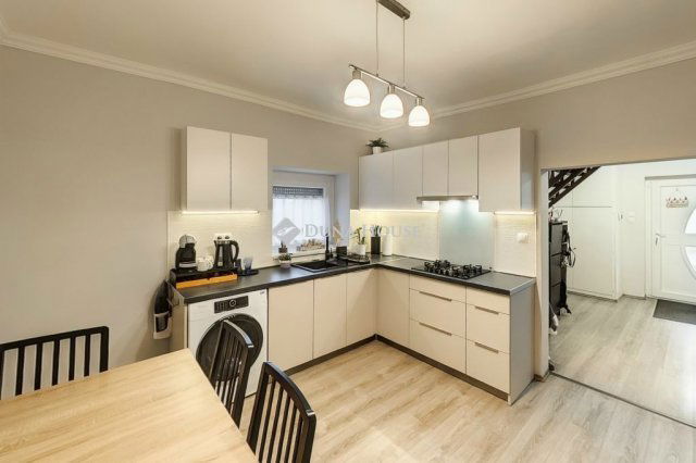 Eladó családi ház, Kecskeméten 69 M Ft, 7 szobás