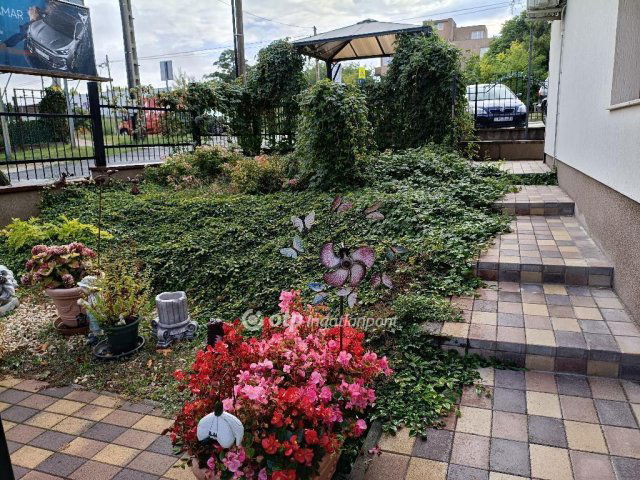 Eladó családi ház, Érden 109 M Ft, 2+1 szobás