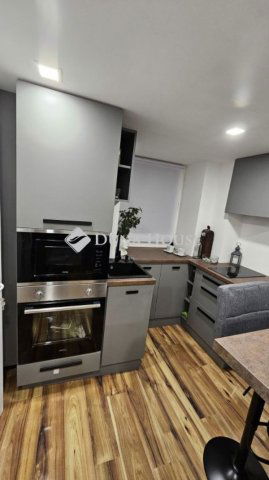 Eladó téglalakás, Budapesten, VII. kerületben 35.8 M Ft