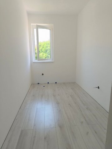 Eladó ikerház, Nyíregyházán 68 M Ft, 3 szobás