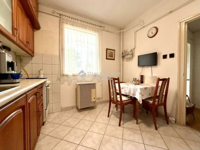 Eladó téglalakás, Mezőberényben 25.5 M Ft, 2+1 szobás