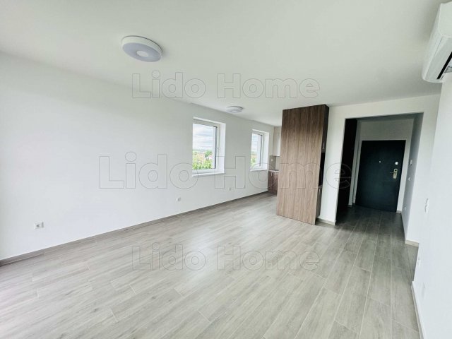 Kiadó téglalakás, albérlet, Győrött 318 E Ft / hó, 3 szobás