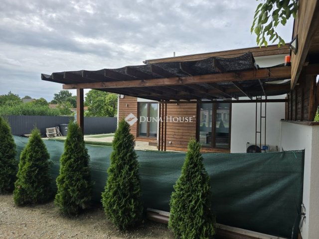 Eladó családi ház, Siófokon 69 M Ft, 3 szobás