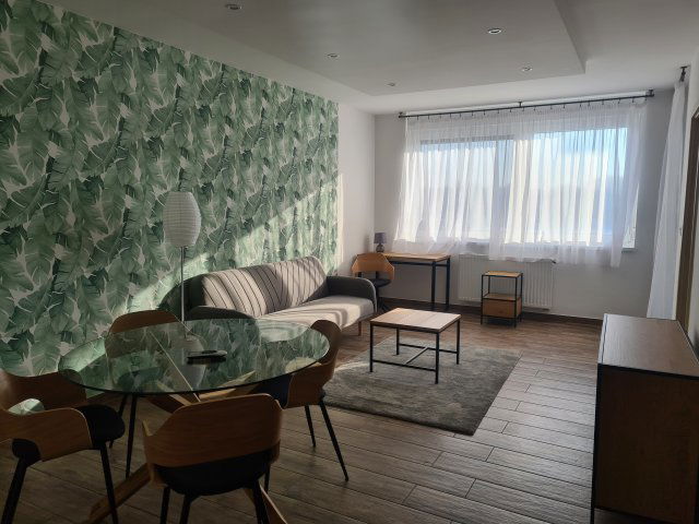 Kiadó téglalakás, albérlet, Győrött, Vidra utcában, 3 szobás