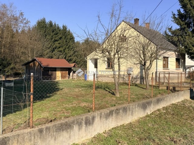 Eladó családi ház, Szentgotthárdon 39.8 M Ft, 3 szobás