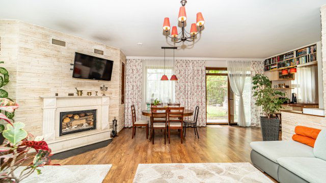 Eladó családi ház, Szigetszentmiklóson, Nádas utcában 150 M Ft