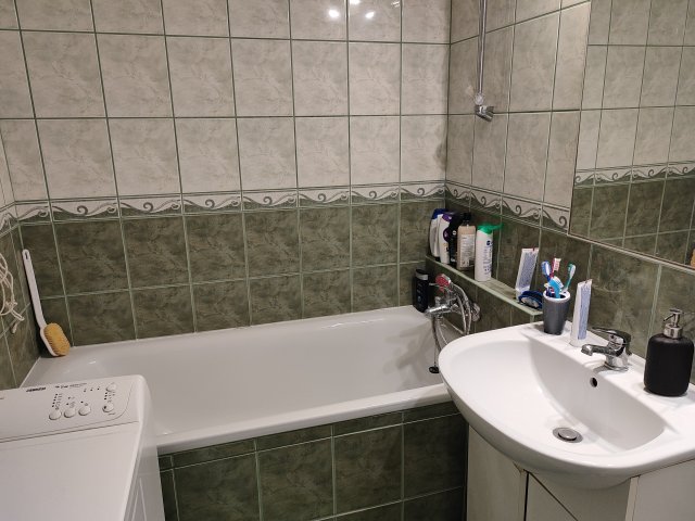 Eladó panellakás, Szekszárdon 34 M Ft, 2 szobás