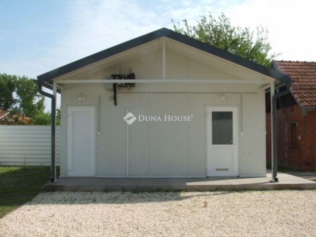 Eladó családi ház, Csongrádon 45.9 M Ft, 3 szobás