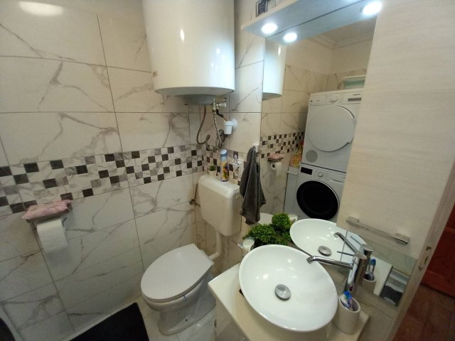 Eladó családi ház, Törökszentmiklóson 23.9 M Ft, 2 szobás