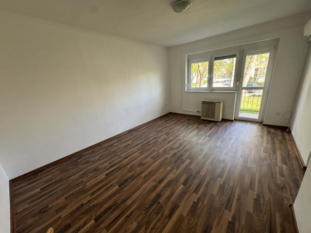 Eladó téglalakás, Miskolcon, Selyemrét utcában 24.5 M Ft