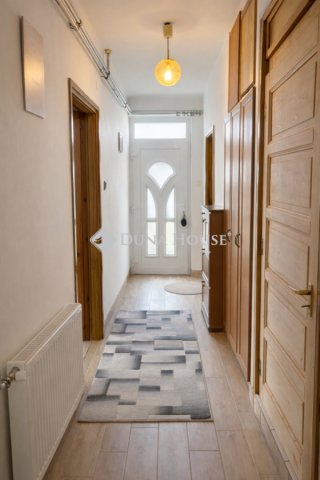 Eladó családi ház, Cserkeszőlőn 68 M Ft, 4 szobás