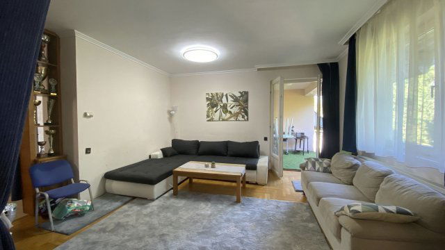 Kiadó téglalakás, albérlet, Debrecenben 240 E Ft / hó, 4 szobás