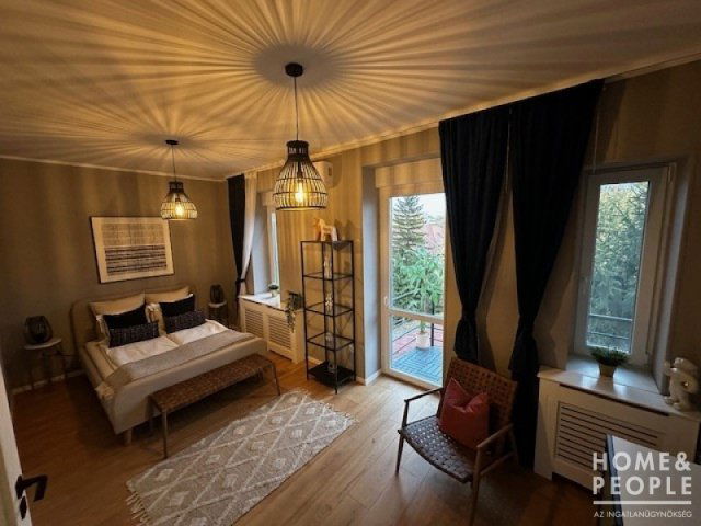 Eladó téglalakás, Szegeden 110.2 M Ft, 2 szobás