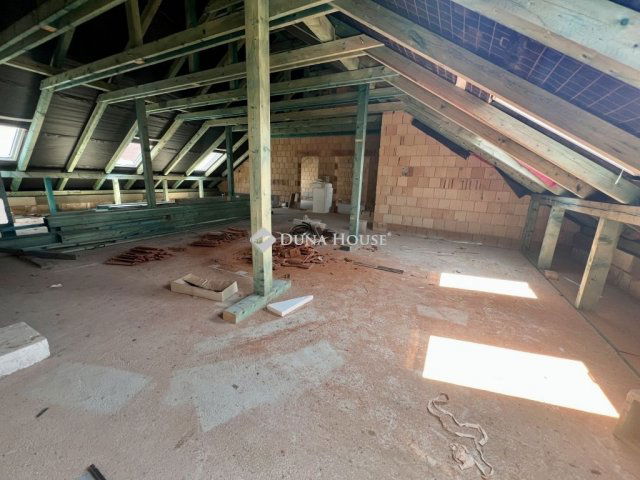 Eladó téglalakás, Zalaegerszegen 62 M Ft, 3 szobás