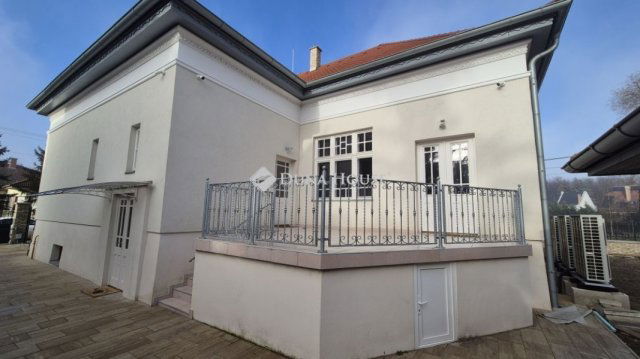 Eladó családi ház, Kecskeméten 550 M Ft, 4 szobás