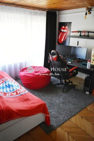 Eladó családi ház, Zebegényben 150 M Ft, 5 szobás