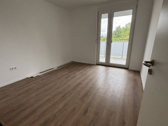 Kiadó téglalakás, albérlet, Tatán 250 E Ft / hó, 2 szobás