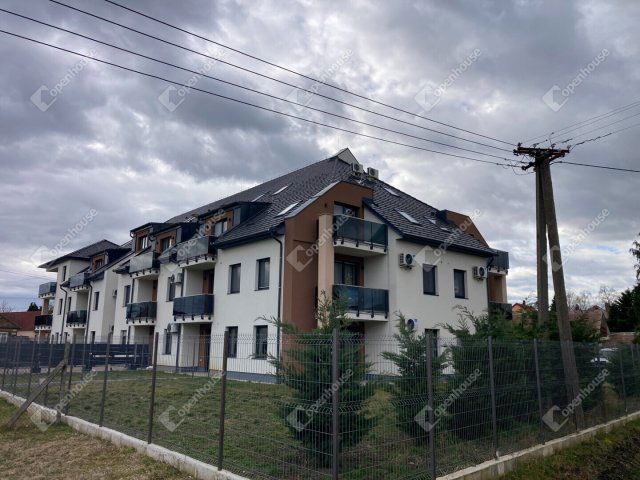 Eladó téglalakás, Sárváron 53 M Ft, 2 szobás