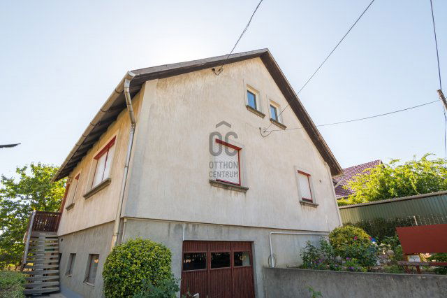 Eladó családi ház, Kerepesen 95 M Ft, 3 szobás