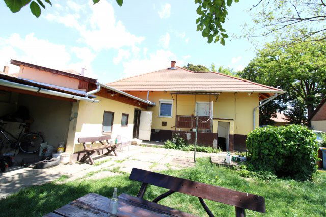 Eladó családi ház, Hatvanban 65.9 M Ft, 2 szobás
