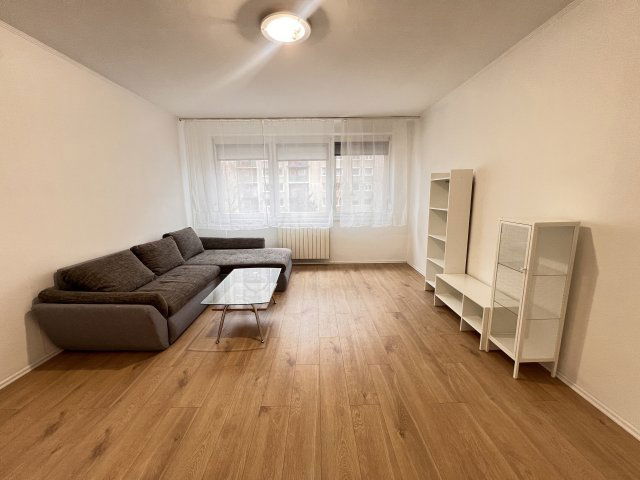 Kiadó panellakás, albérlet, X. kerületben, Bányató utcában