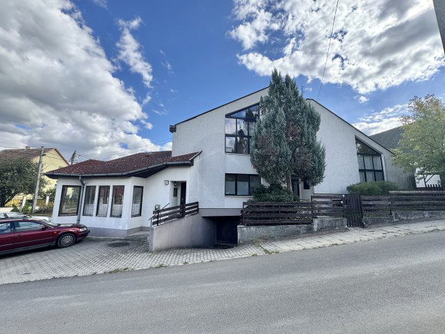 Eladó családi ház, Isaszegen 119 M Ft, 4 szobás