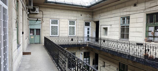 Eladó téglalakás, Budapesten, VIII. kerületben 85 M Ft, 2 szobás