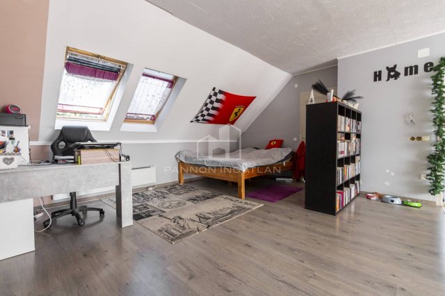 Eladó családi ház, Balatonalmádiban 84.5 M Ft, 4 szobás