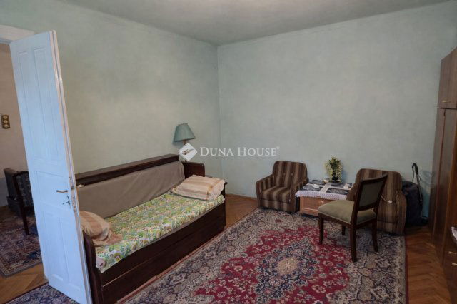 Eladó téglalakás, Budapesten, VII. kerületben, Hársfa utcában