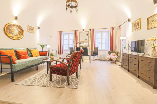 Eladó téglalakás, Sopronban 56 M Ft, 3 szobás