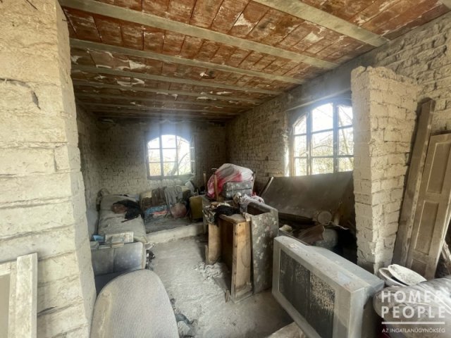 Eladó családi ház, Zsombón 44 M Ft, 3 szobás