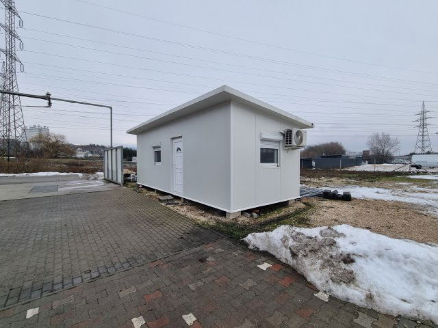 Eladó ipari ingatlan, Tatabányán 198 M Ft, 1 szobás