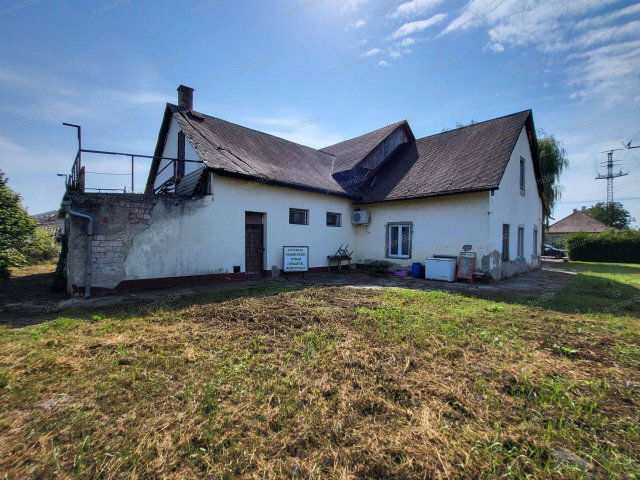 Eladó üzlethelyiség, Kölcsén 30 M Ft / költözzbe.hu