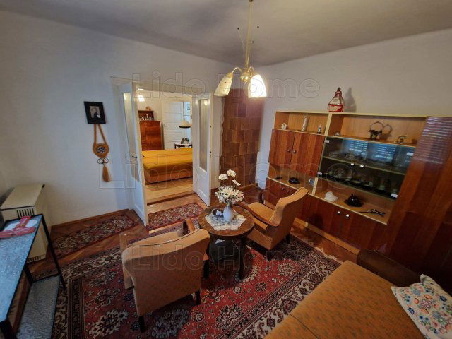 Eladó családi ház, Polgárdin 38.9 M Ft, 9 szobás