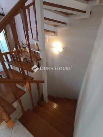 Eladó ikerház, Szegeden 117 M Ft, 5 szobás / költözzbe.hu