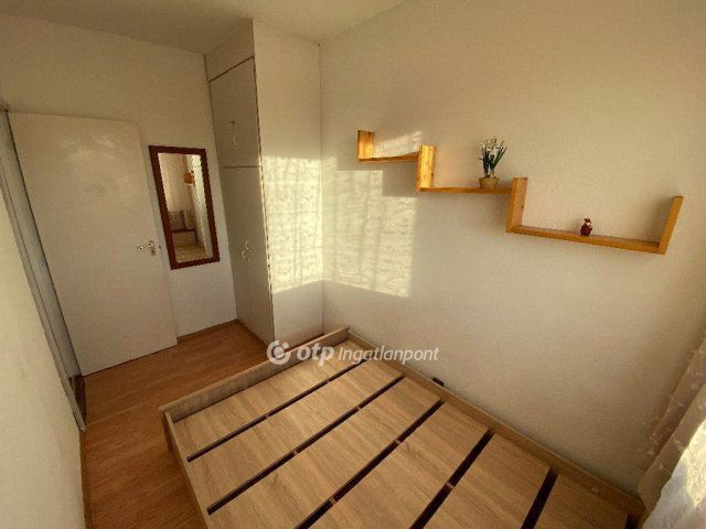 Eladó panellakás, Budapesten, XV. kerületben 52.5 M Ft