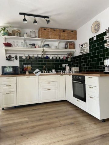 Eladó családi ház, Tökön 69.9 M Ft, 3 szobás